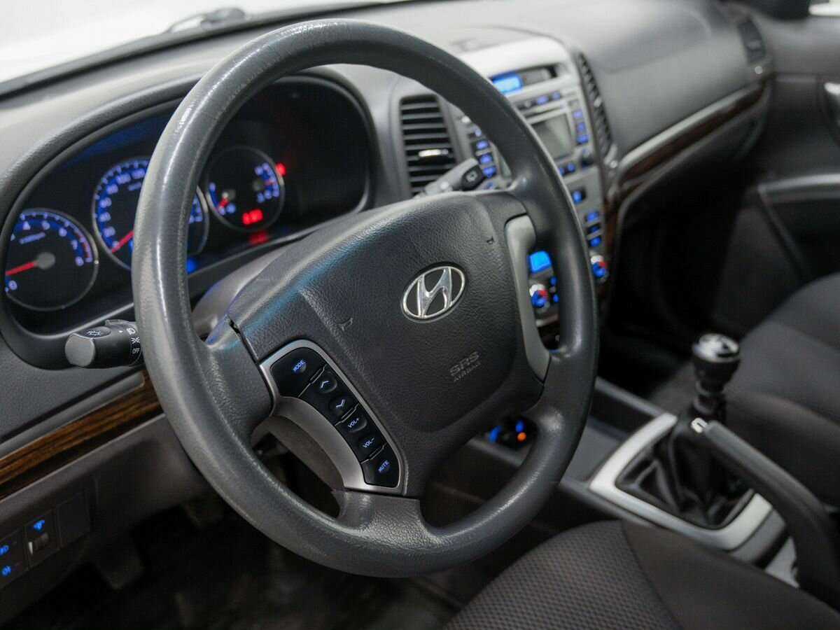 Hyundai Santa Fe 2010 года с пробегом. Фото: #13