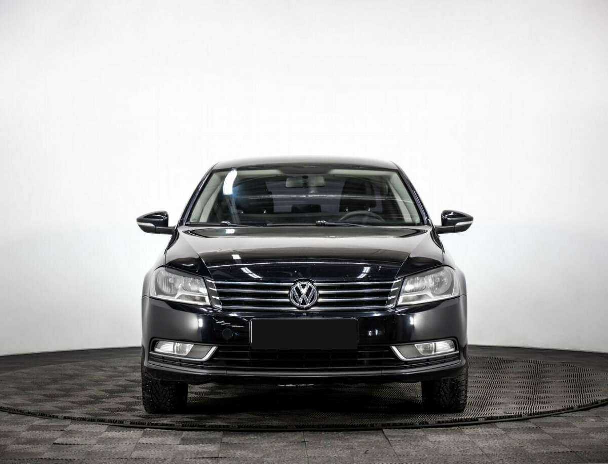 Volkswagen Passat 2011 года с пробегом. Фото: #1