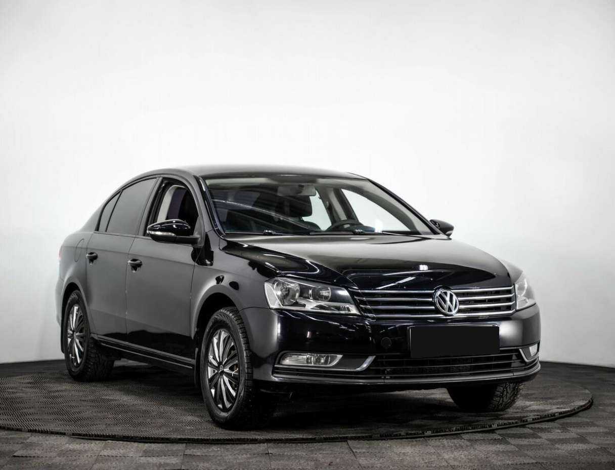 Volkswagen Passat 2011 года с пробегом. Фото: #2