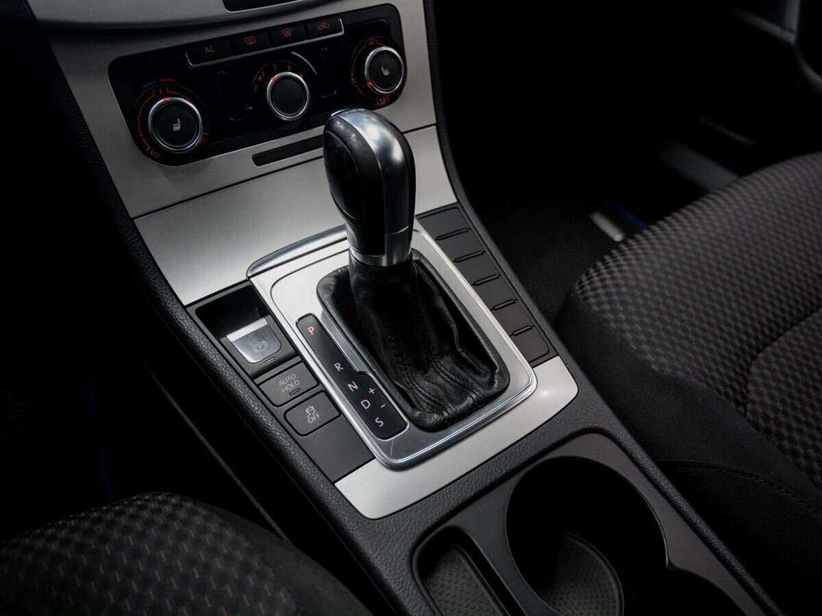 Volkswagen Passat 2011 года с пробегом. Фото: #15