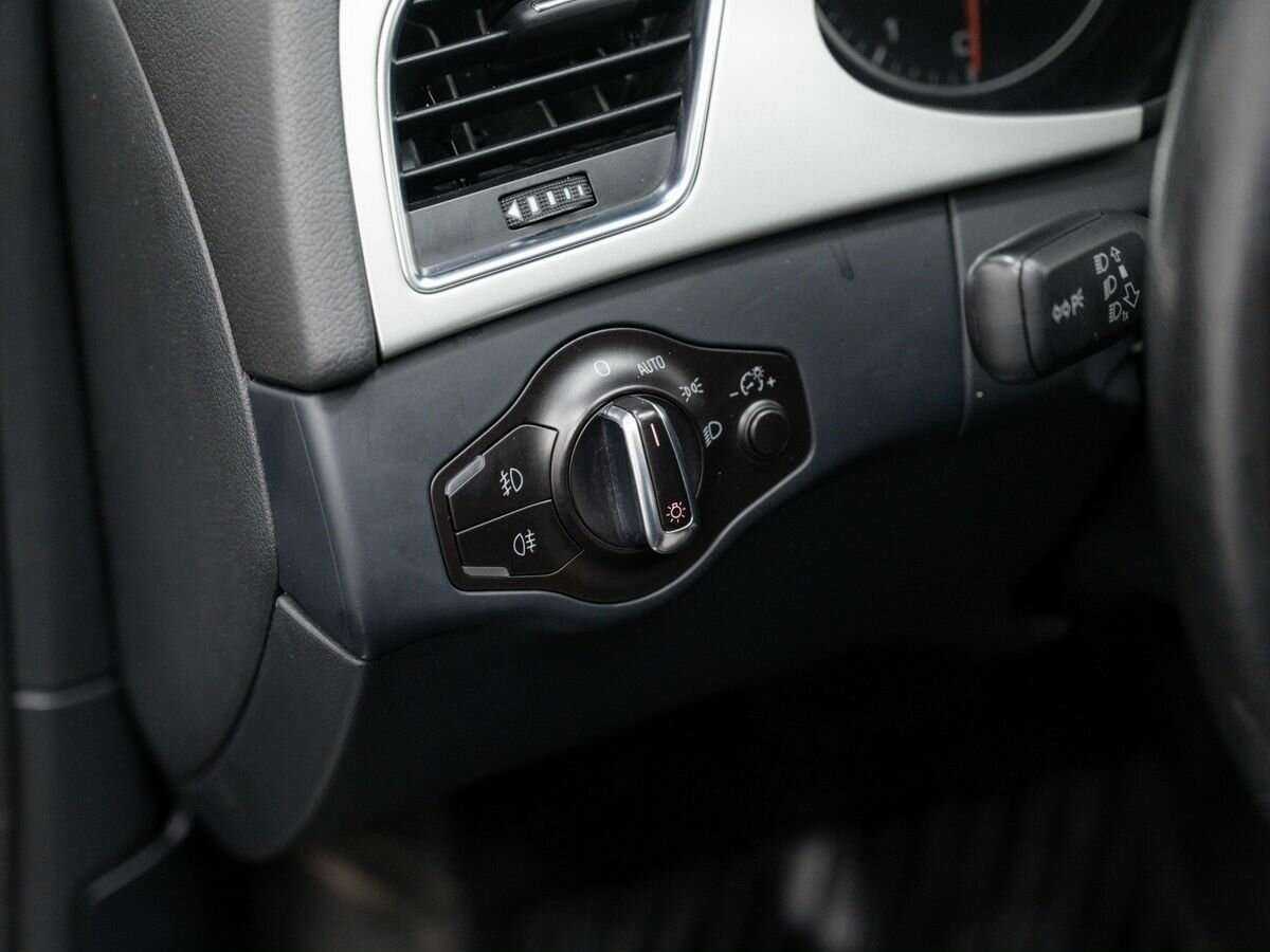 Audi A4 2010 года с пробегом. Фото: #15