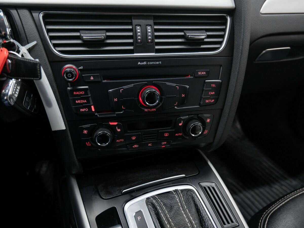 Audi A4 2010 года с пробегом. Фото: #18