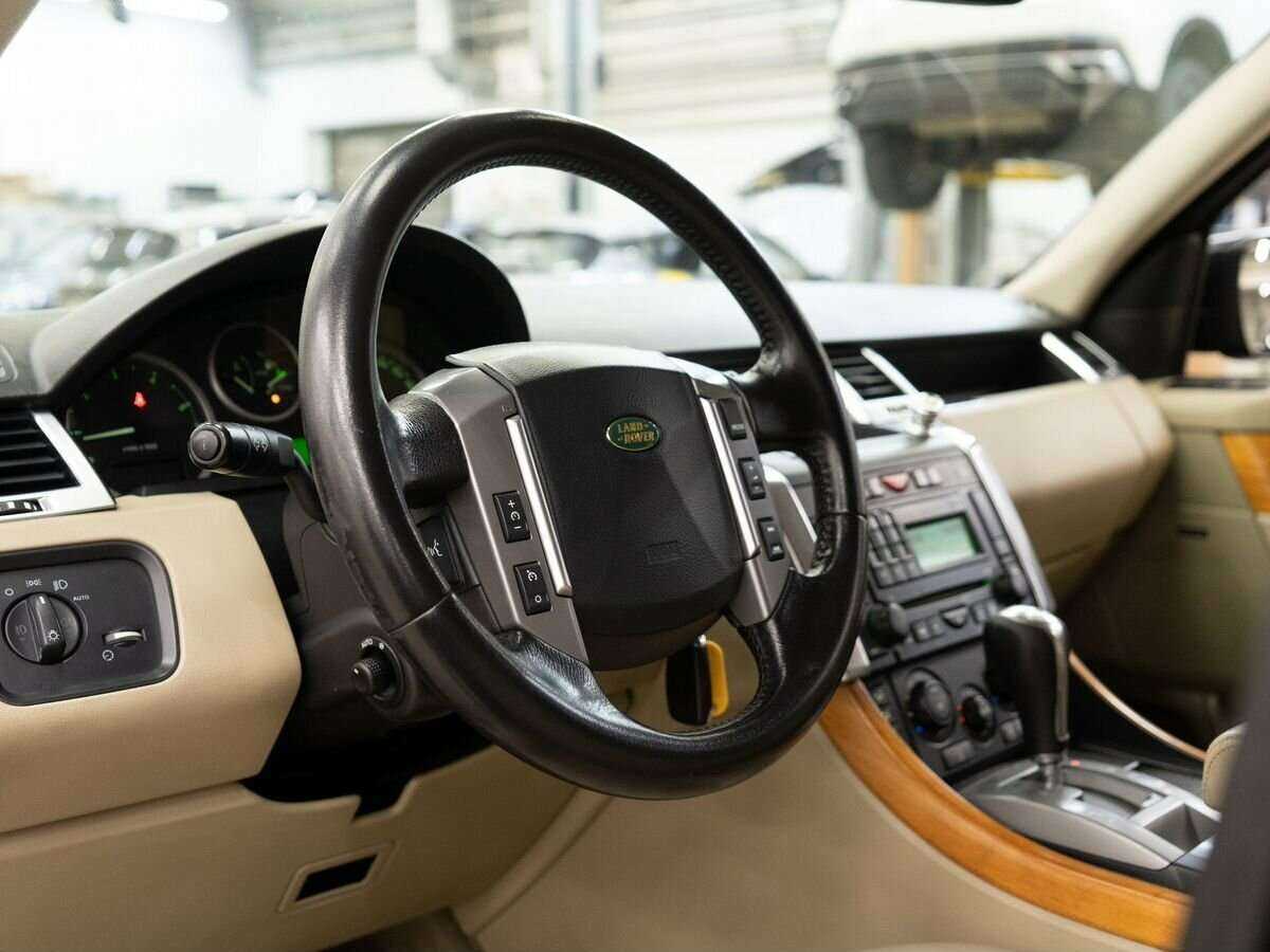 Land Rover Range Rover Sport 2008 года с пробегом. Фото: #3