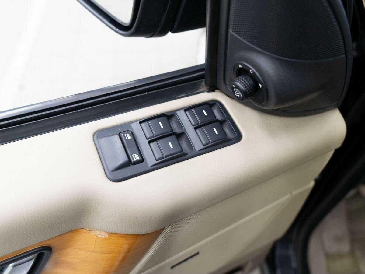 Land Rover Range Rover Sport 2008 года с пробегом. Фото: #11