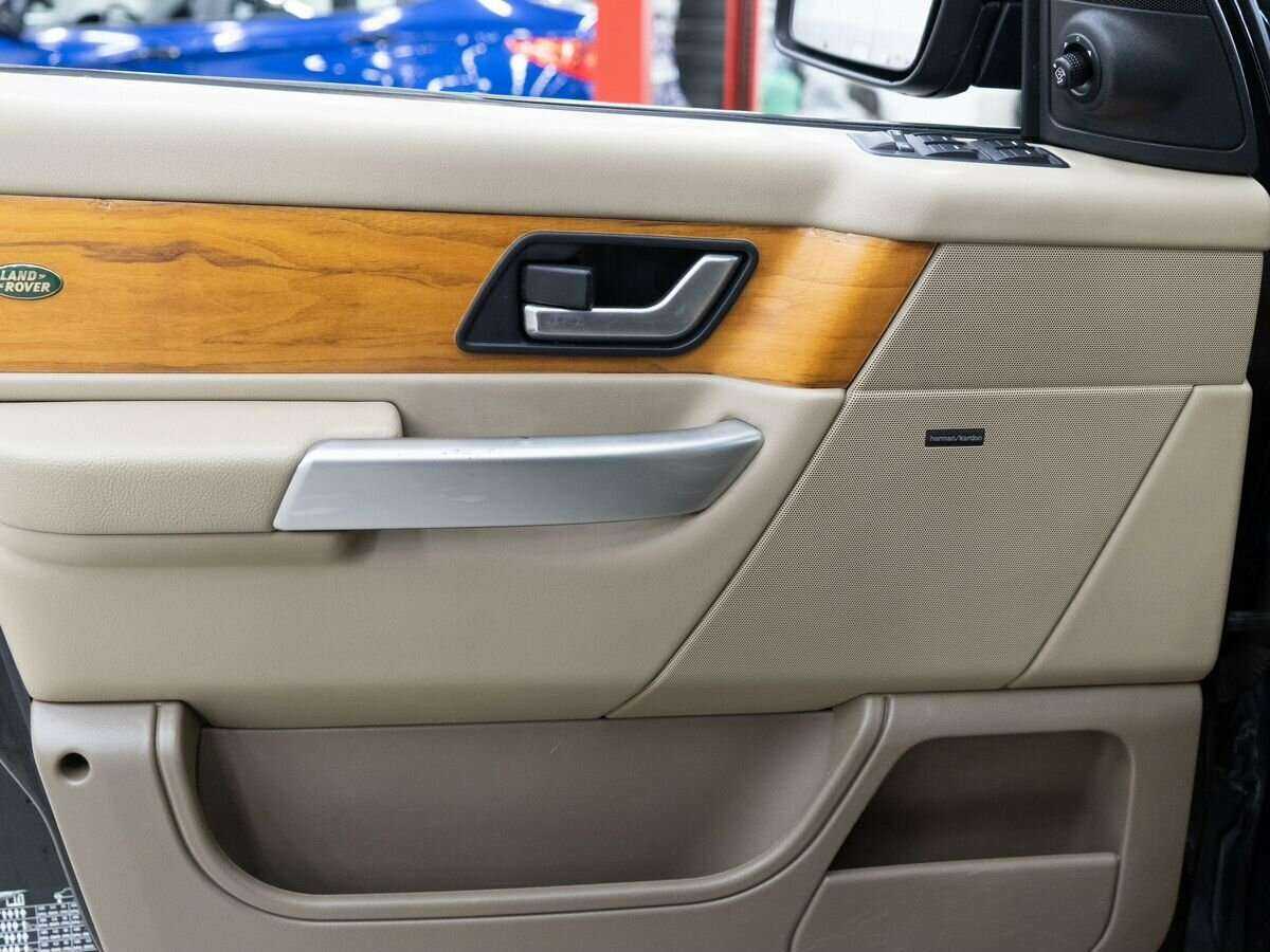 Land Rover Range Rover Sport 2008 года с пробегом. Фото: #12