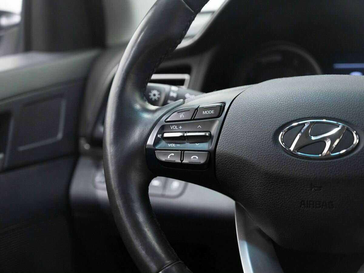 Hyundai Avante 2018 года с пробегом. Фото: #14