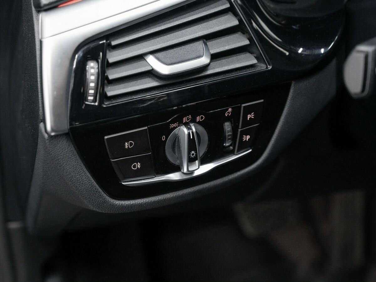 BMW 5 серии 2018 года с пробегом. Фото: #17