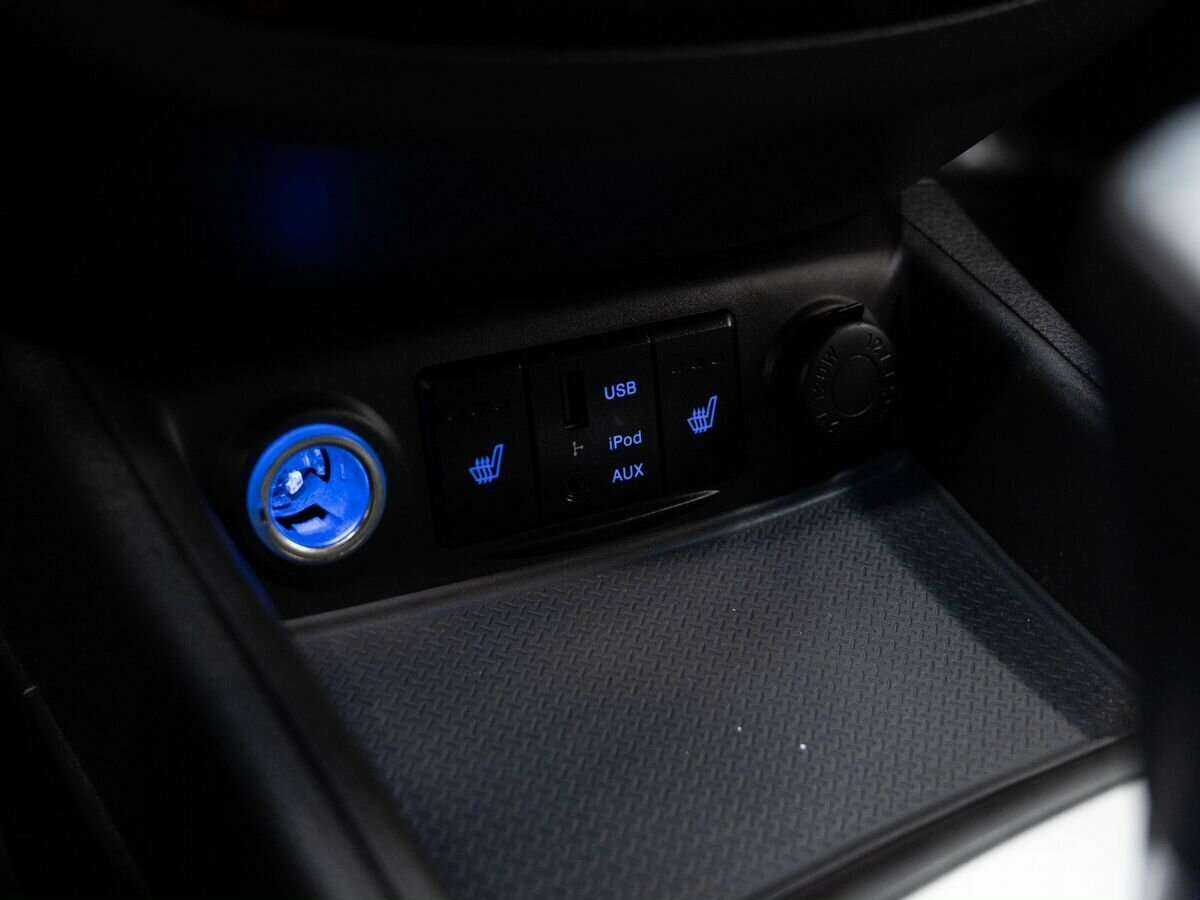 Hyundai Santa Fe 2011 года с пробегом. Фото: #17