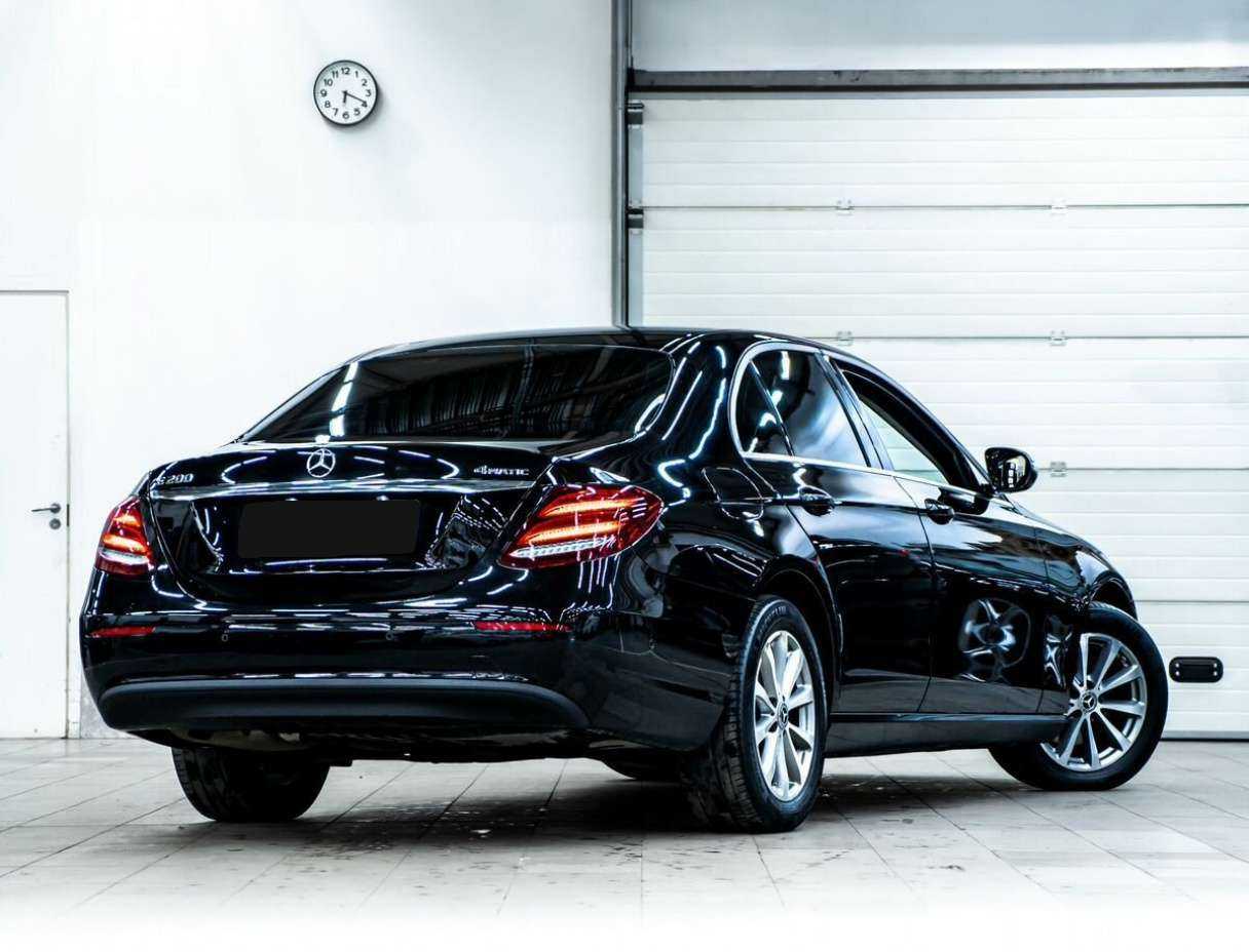 Mercedes-Benz E-Класс 2019 года с пробегом. Фото: #3