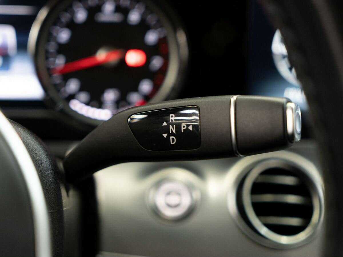 Mercedes-Benz E-Класс 2019 года с пробегом. Фото: #13