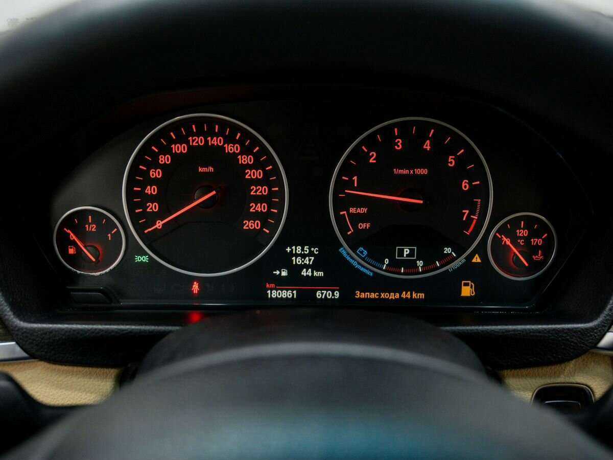 BMW 3 серии 2012 года с пробегом. Фото: #18