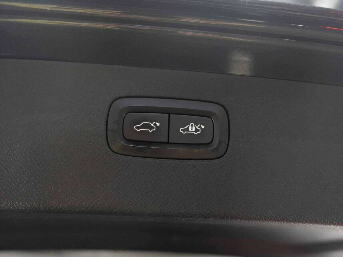 Volvo XC90 2016 года с пробегом. Фото: #25