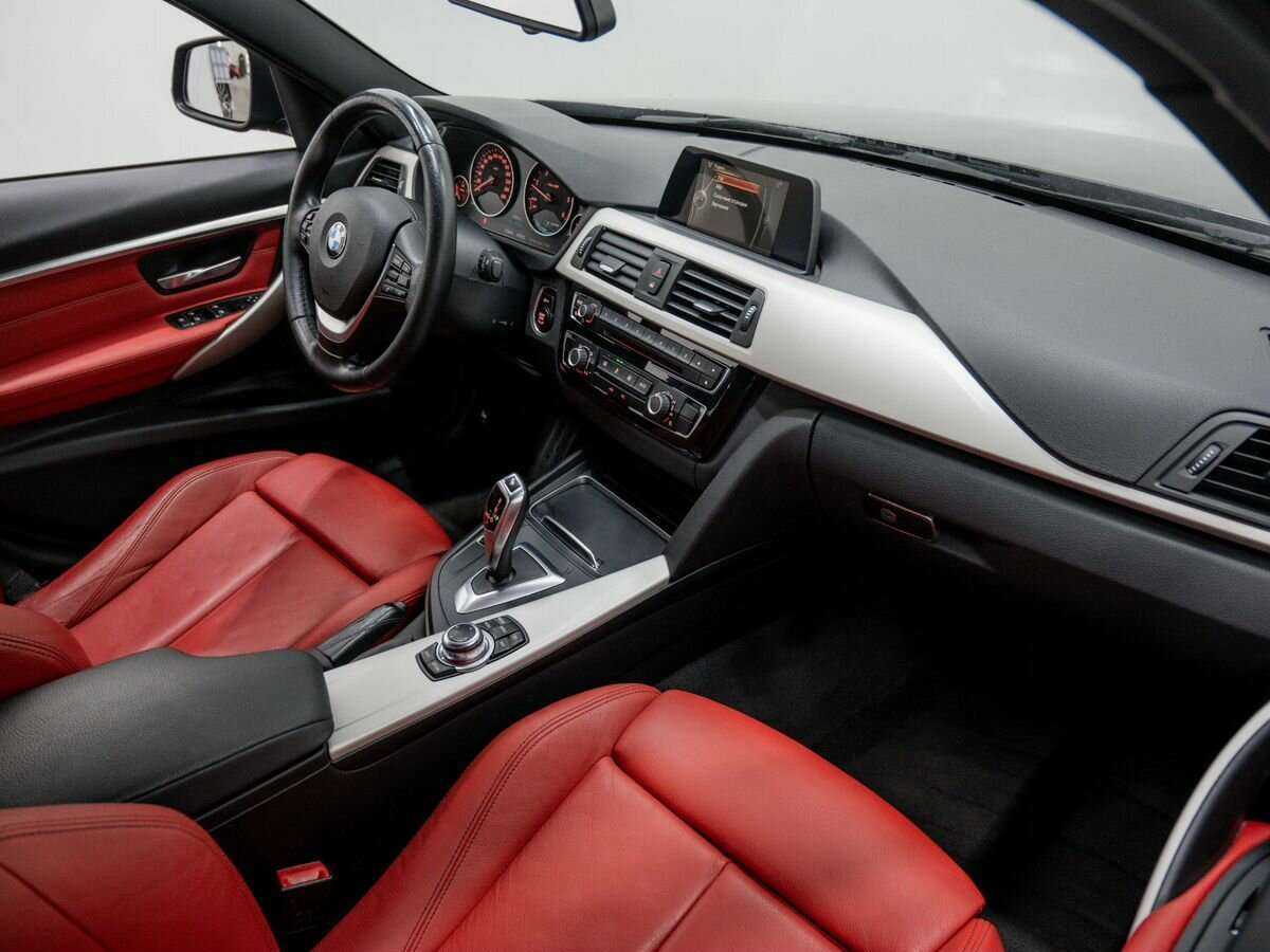 BMW 3 серии 2015 года с пробегом. Фото: #4