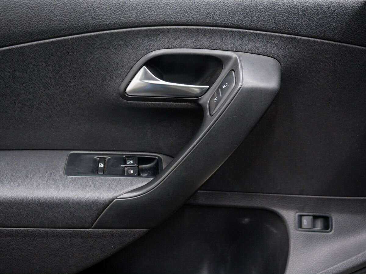 Volkswagen Polo 2010 года с пробегом. Фото: #12