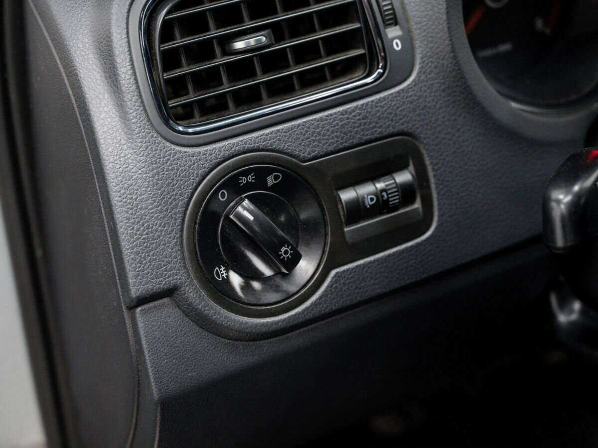 Volkswagen Polo 2010 года с пробегом. Фото: #13