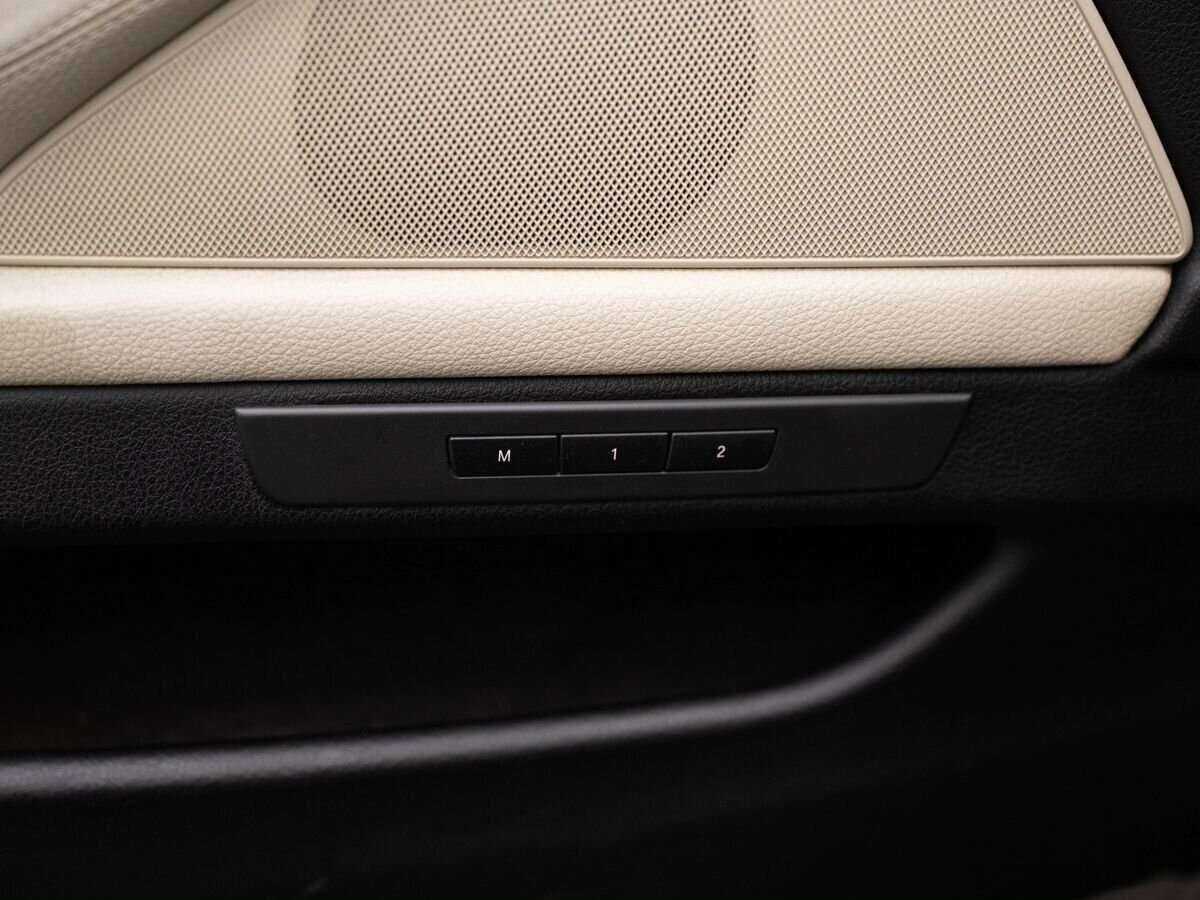 BMW 5 серии 2011 года с пробегом. Фото: #15