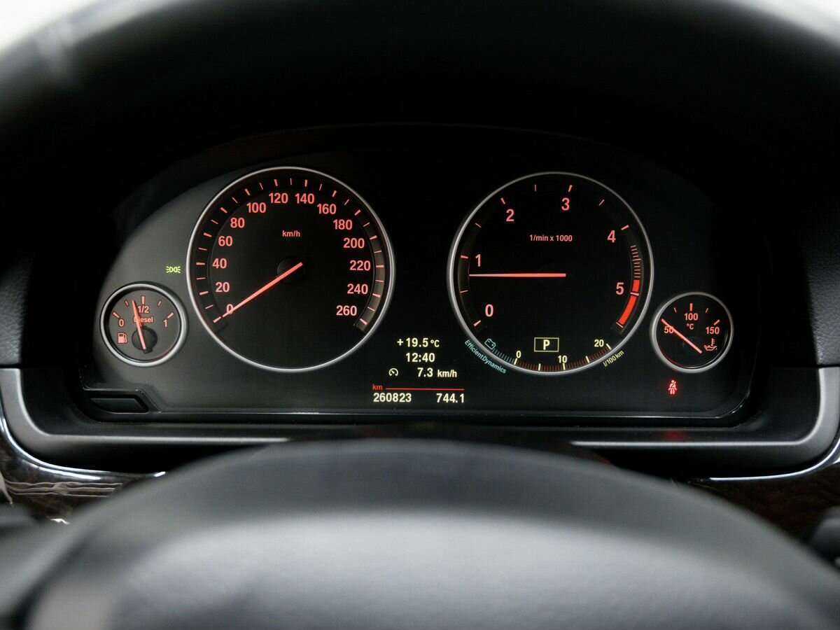 BMW 5 серии 2011 года с пробегом. Фото: #23