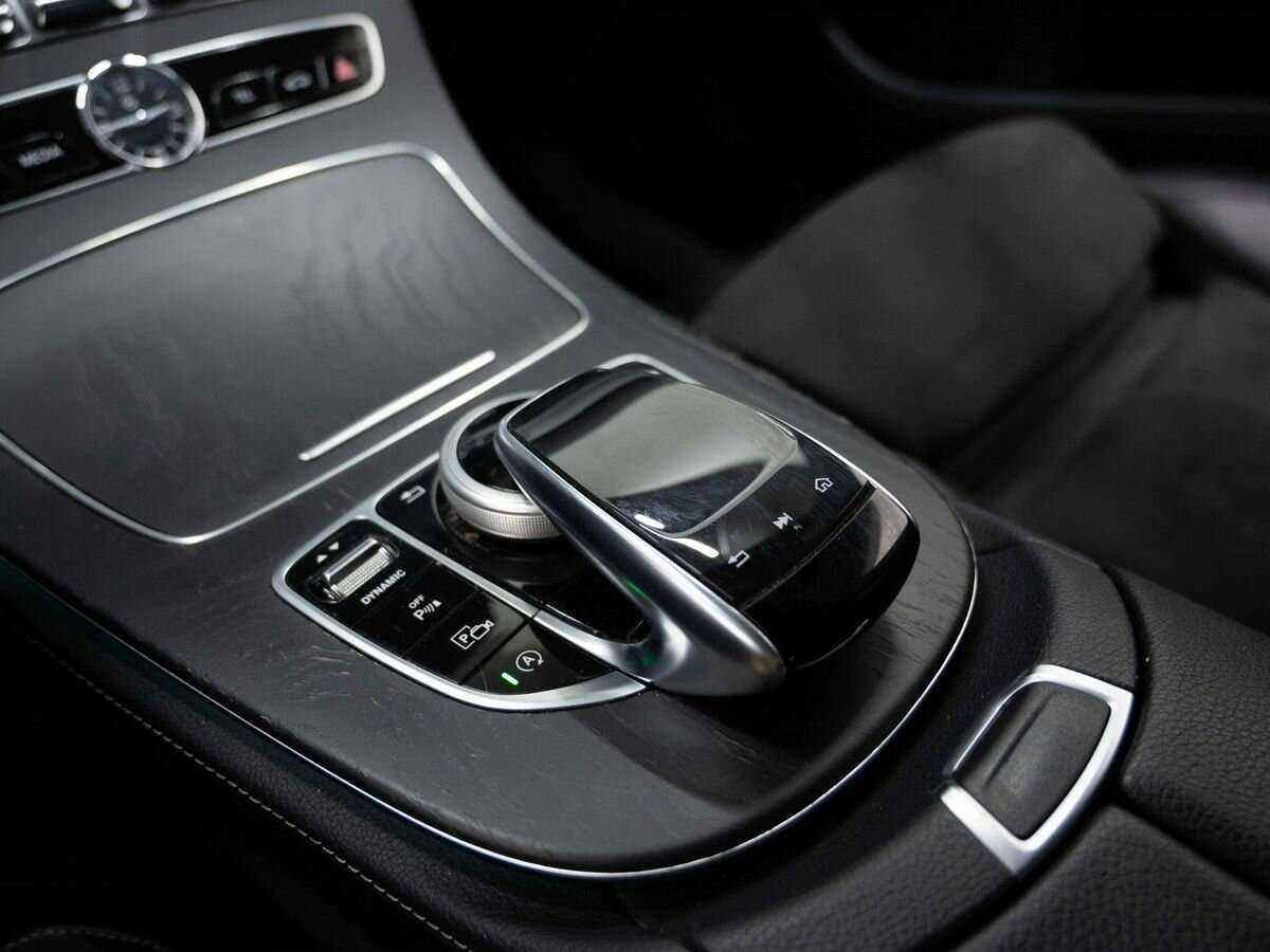 Mercedes-Benz E-Класс 2018 года с пробегом. Фото: #21
