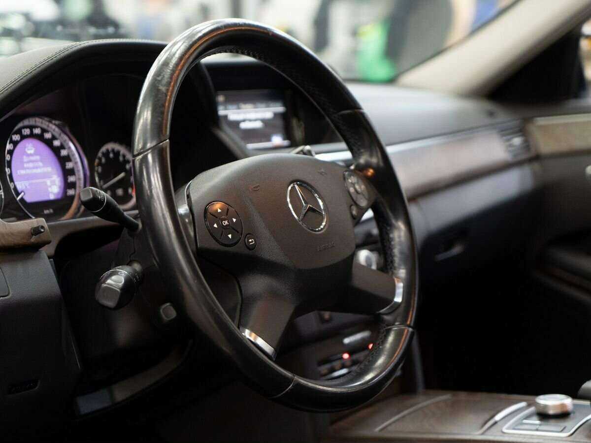 Mercedes-Benz E-Класс 2011 года с пробегом. Фото: #1