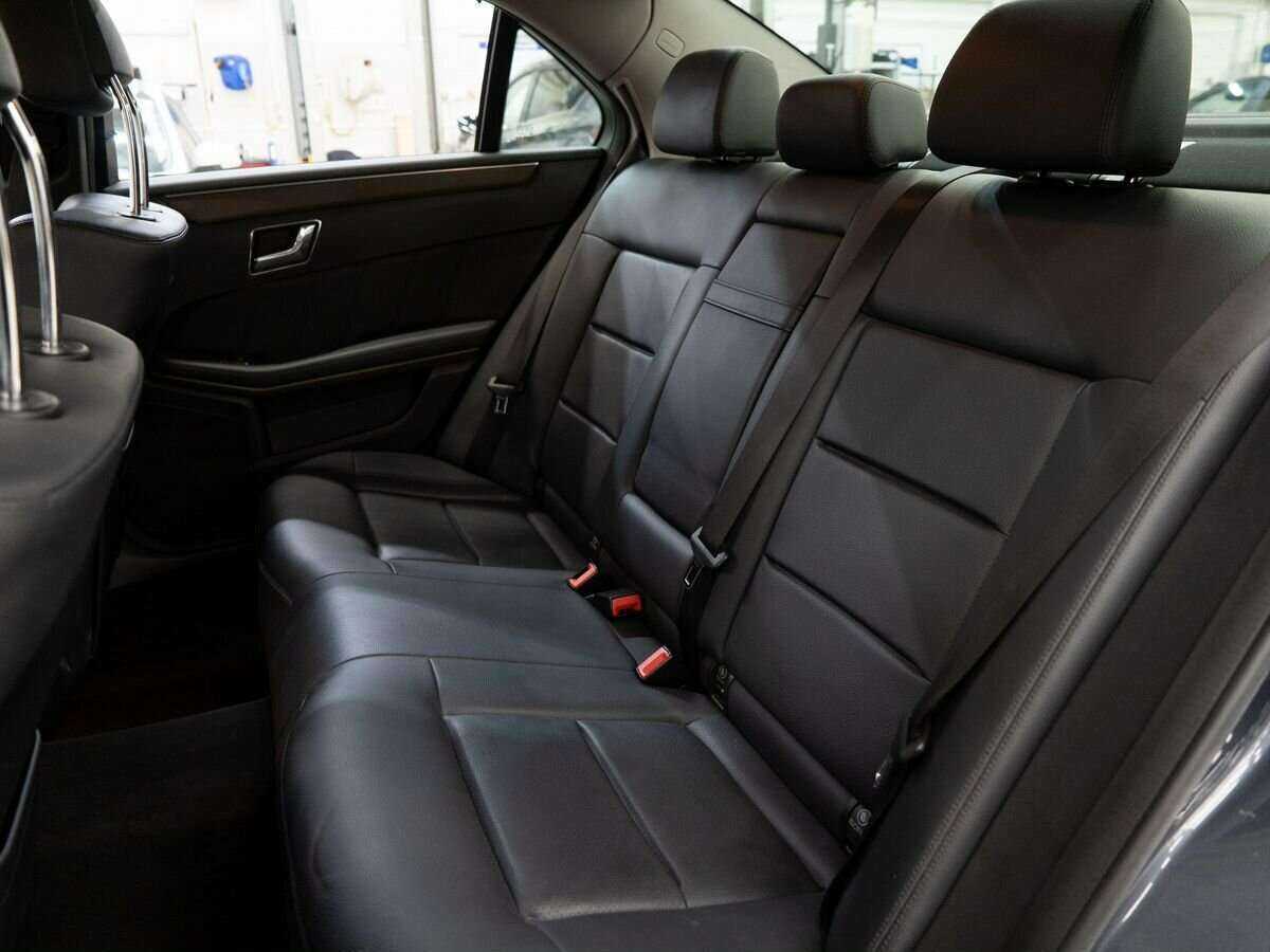 Mercedes-Benz E-Класс 2011 года с пробегом. Фото: #3