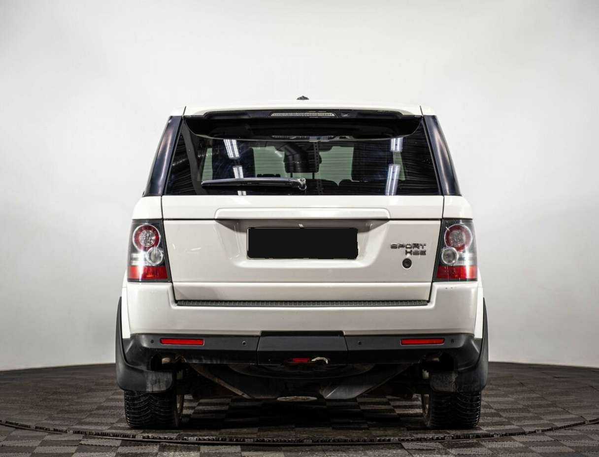 Land Rover Range Rover Sport 2010 года с пробегом. Фото: #3