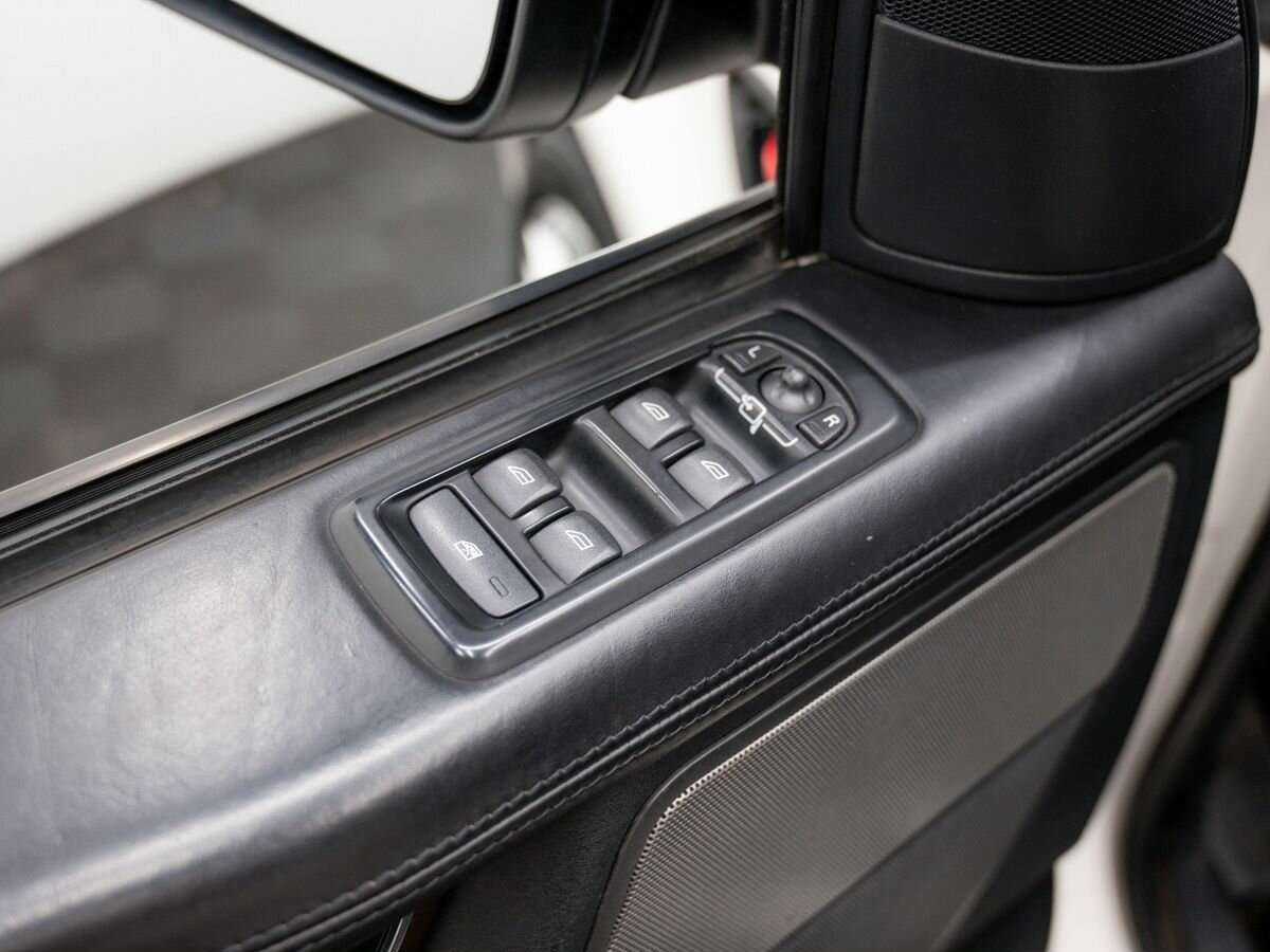 Land Rover Range Rover Sport 2010 года с пробегом. Фото: #12