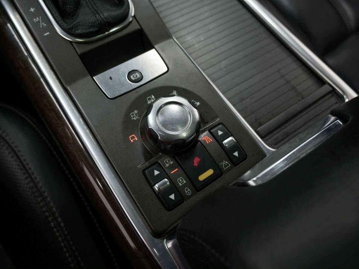 Land Rover Range Rover Sport 2010 года с пробегом. Фото: #19