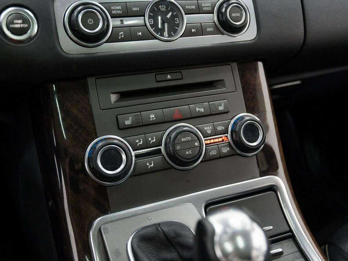 Land Rover Range Rover Sport 2010 года с пробегом. Фото: #21