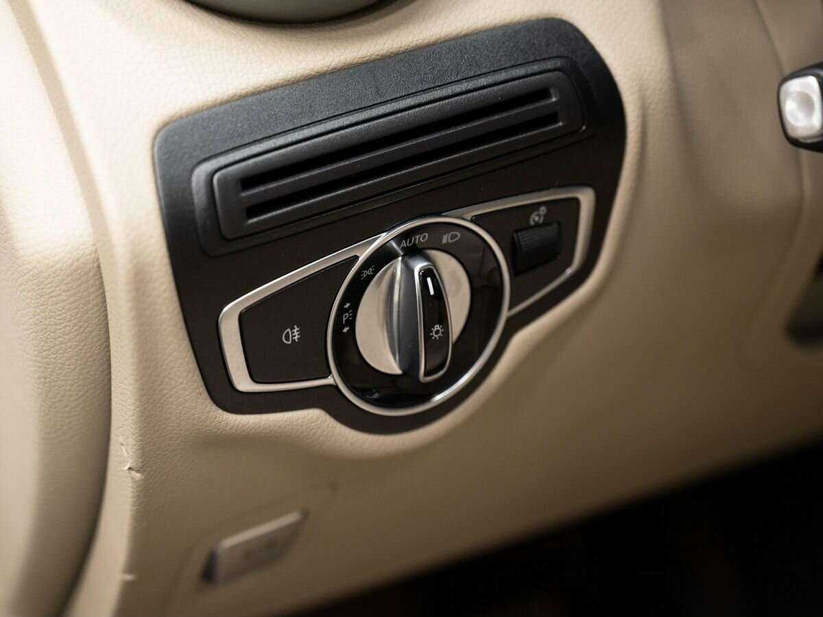 Mercedes-Benz GLC 2015 года с пробегом. Фото: #13