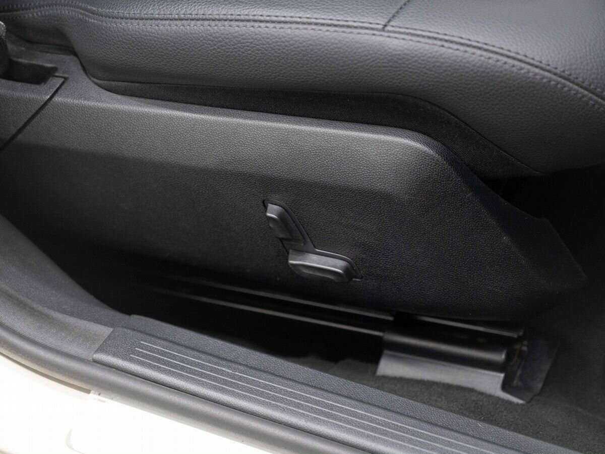 Mercedes-Benz E-Класс 2010 года с пробегом. Фото: #4