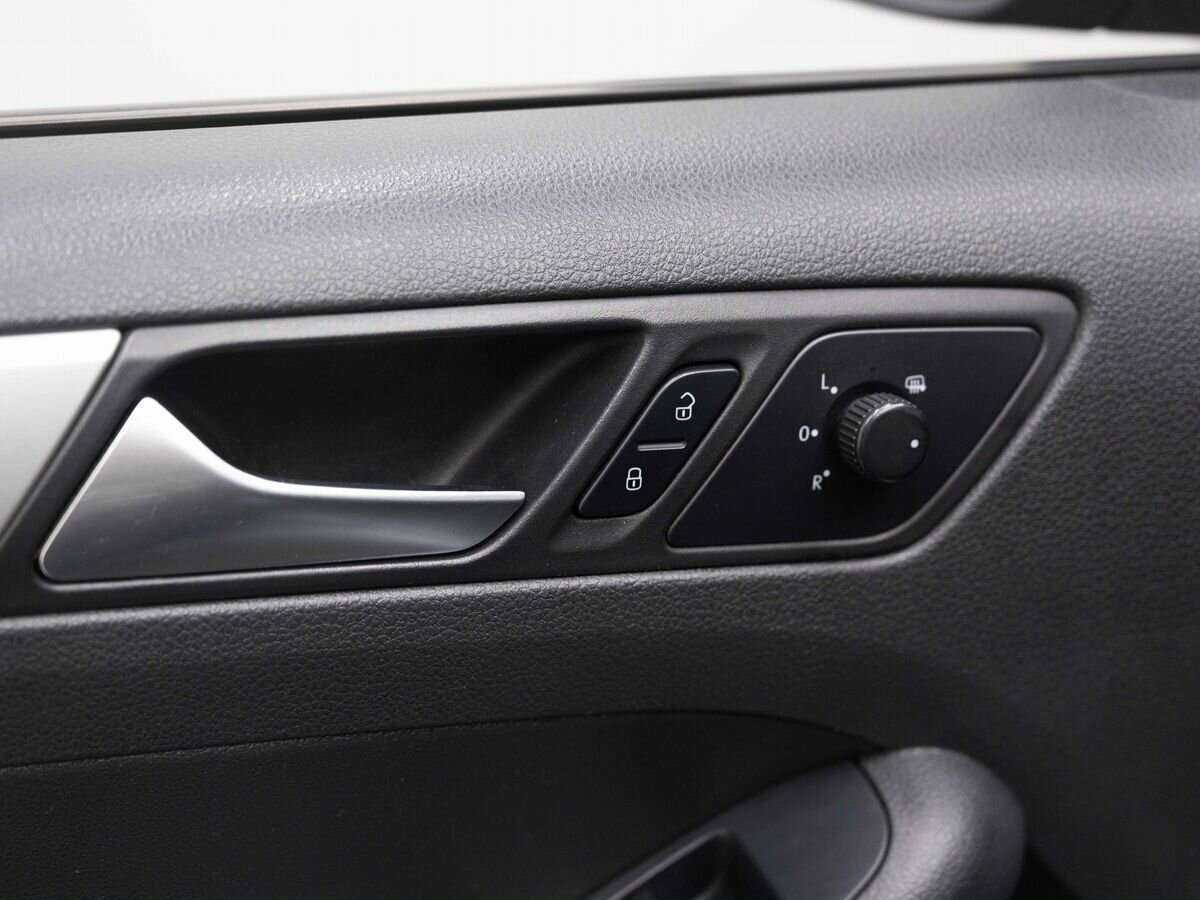 Б/У Фольксваген Джетта 2012 года. Фото: #13