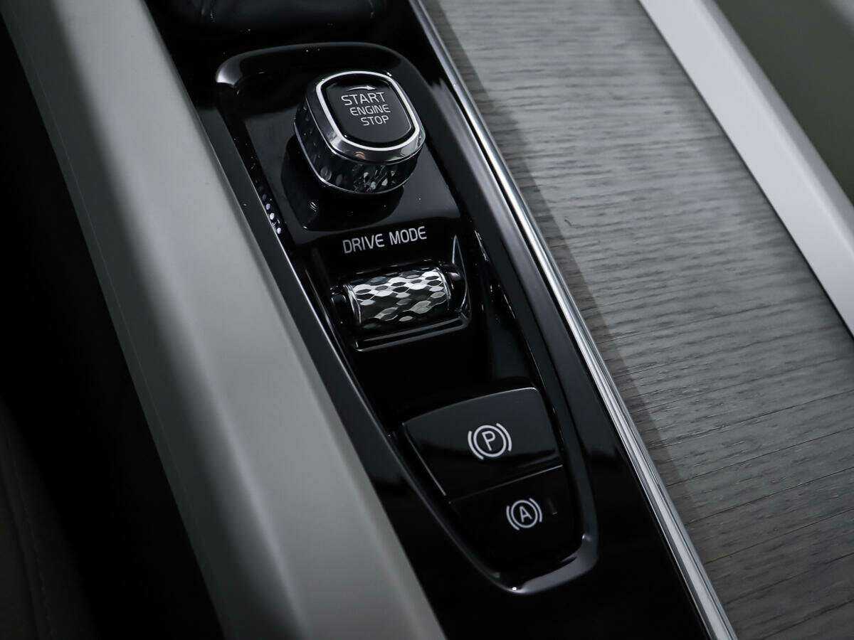 Volvo XC60 2021 года с пробегом. Фото: #19