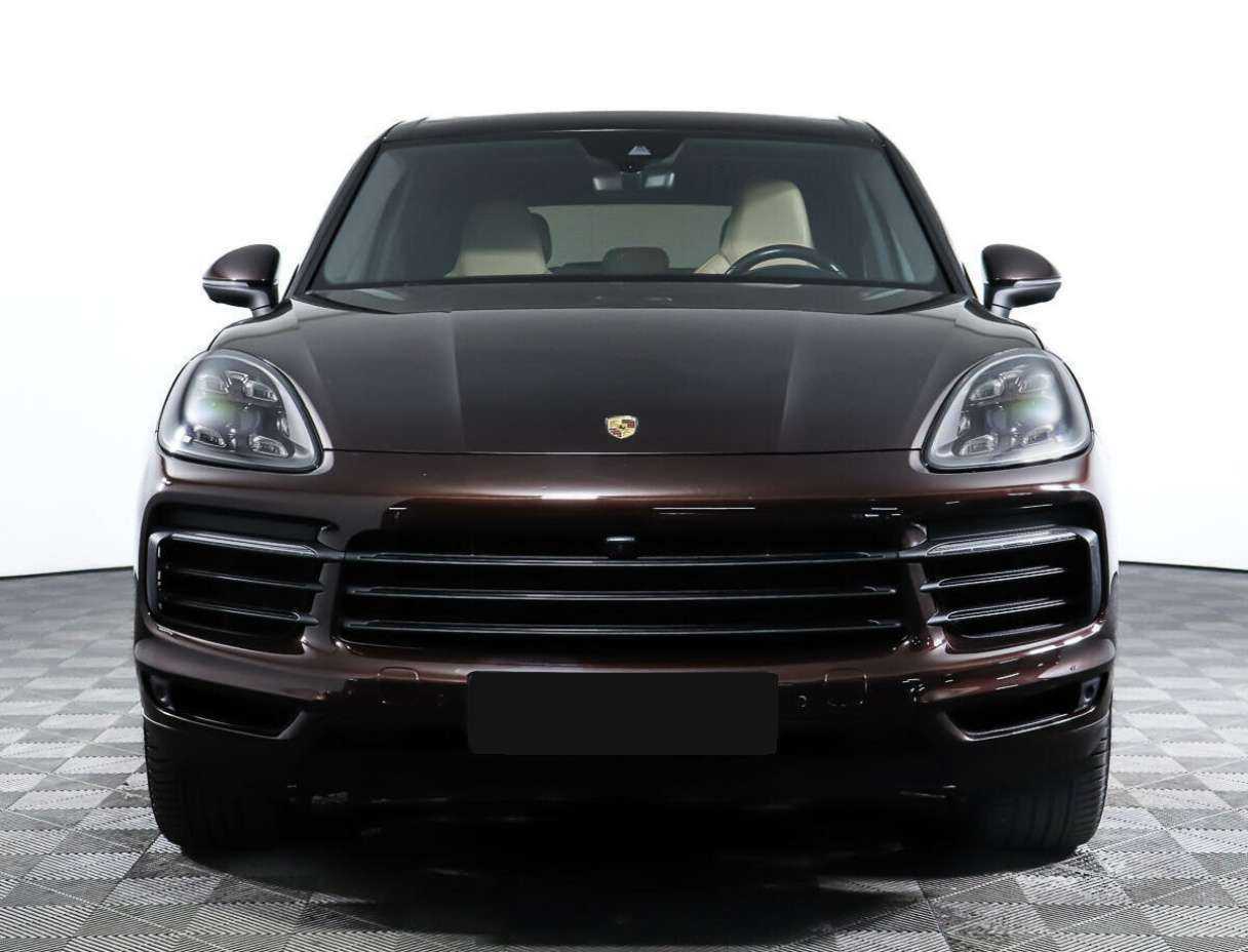 Porsche Cayenne 2018 года с пробегом. Фото: #1