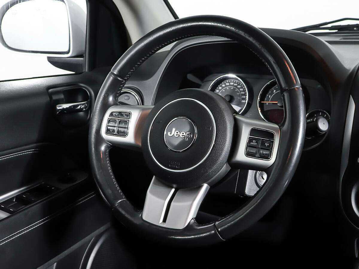 Jeep Compass 2013 года с пробегом. Фото: #13