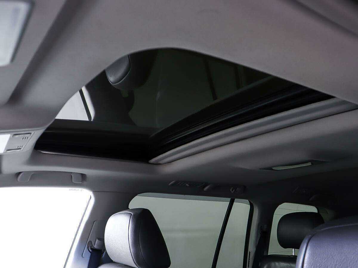 Toyota Land Cruiser 2010 года с пробегом. Фото: #20