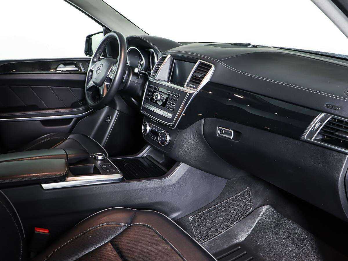 Mercedes-Benz GL-Класс 2013 года с пробегом. Фото: #8