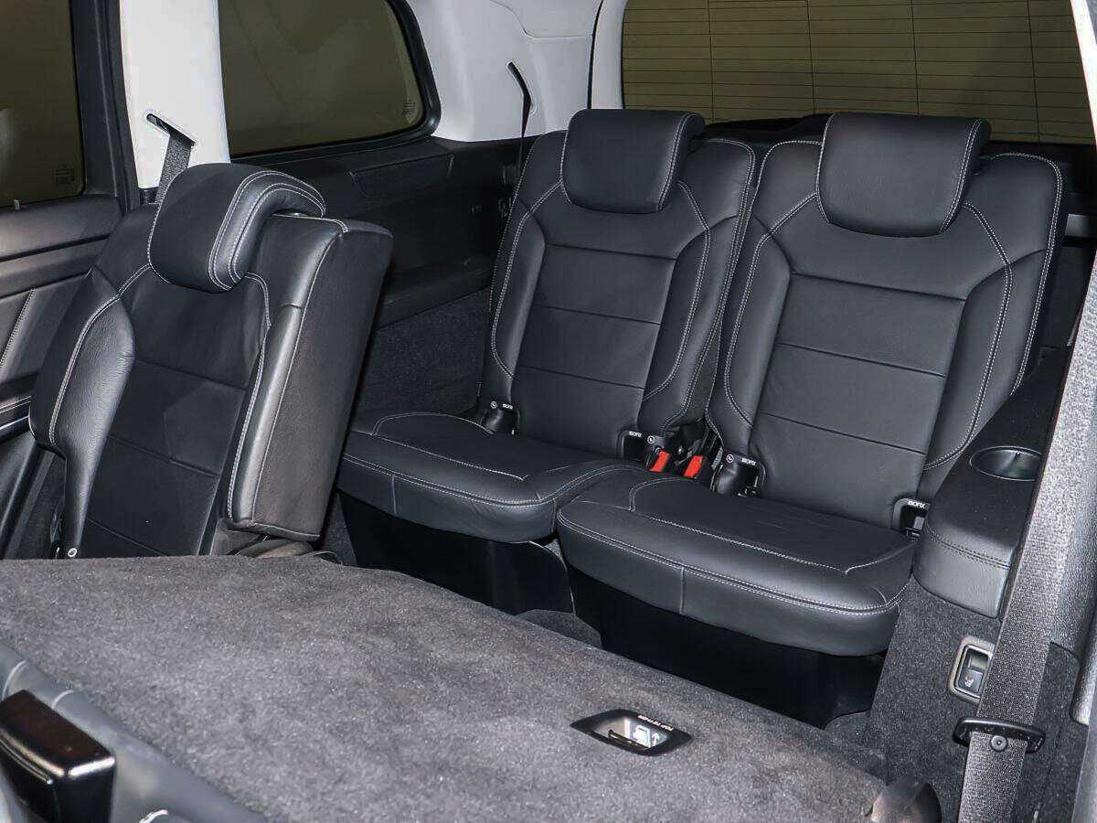 Mercedes-Benz GL-Класс 2013 года с пробегом. Фото: #10