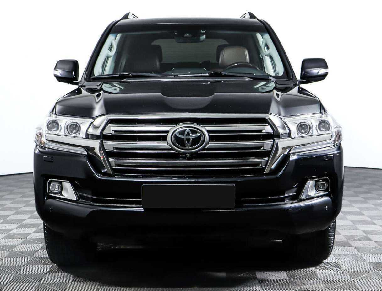 Toyota Land Cruiser 2016 года с пробегом. Фото: #1