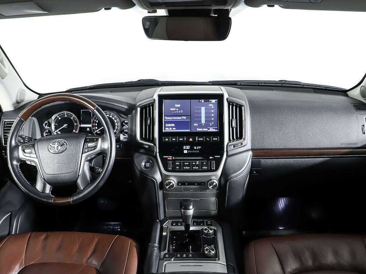 Toyota Land Cruiser 2016 года с пробегом. Фото: #10