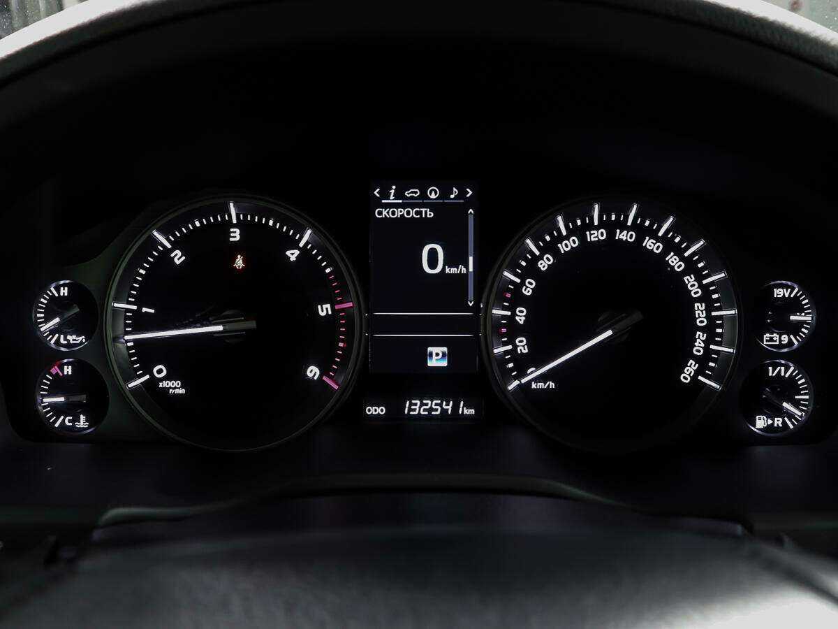 Toyota Land Cruiser 2016 года с пробегом. Фото: #13