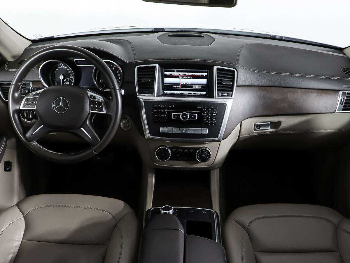 Mercedes-Benz M-Класс 2014 года с пробегом. Фото: #10