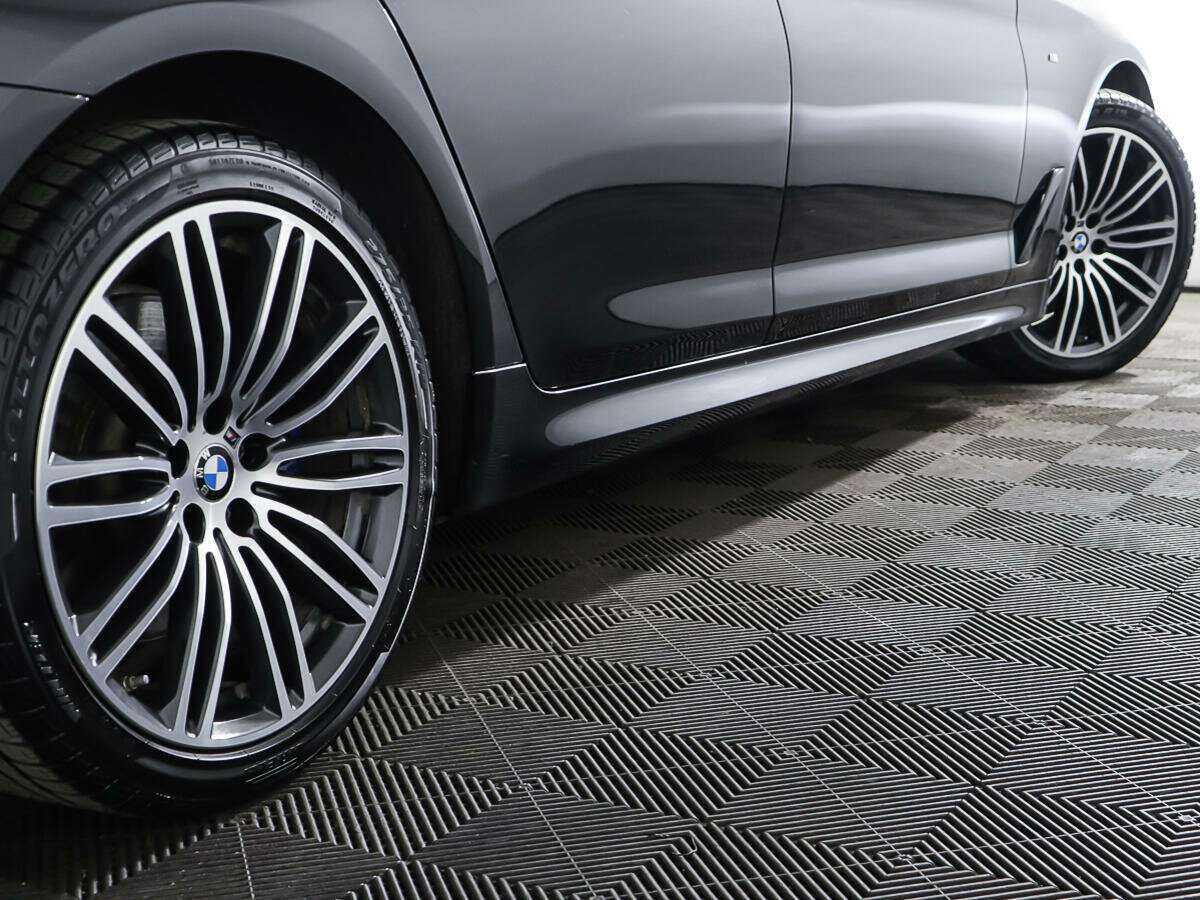BMW 5 серии 2019 года с пробегом. Фото: #27