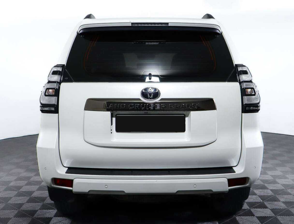 Toyota Land Cruiser Prado 2021 года с пробегом. Фото: #5