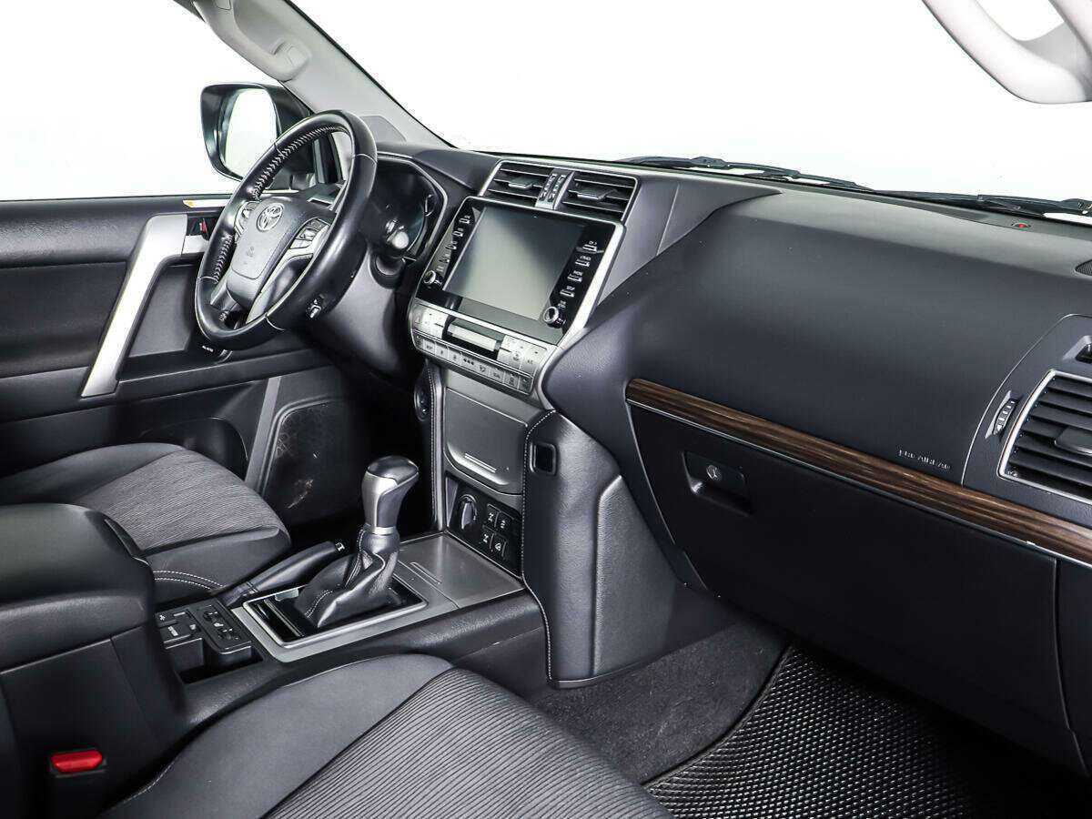 Toyota Land Cruiser Prado 2021 года с пробегом. Фото: #8