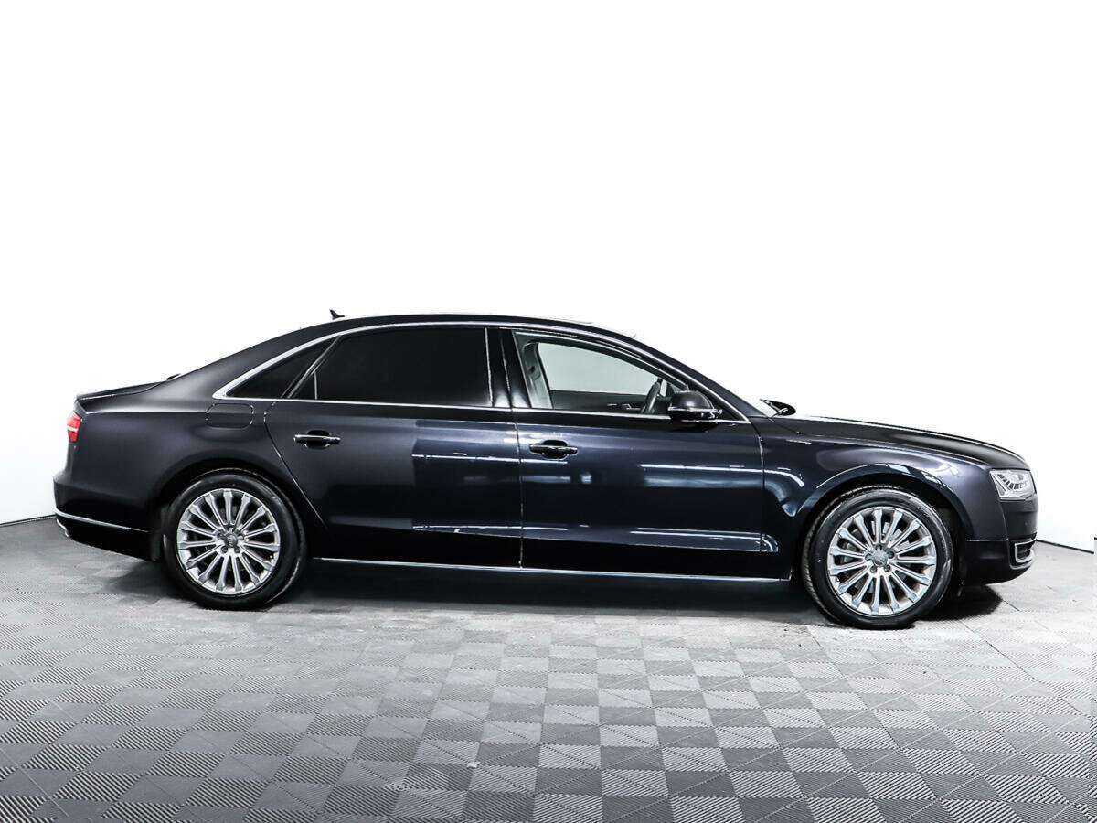 Audi A8 2016 года с пробегом. Фото: #3