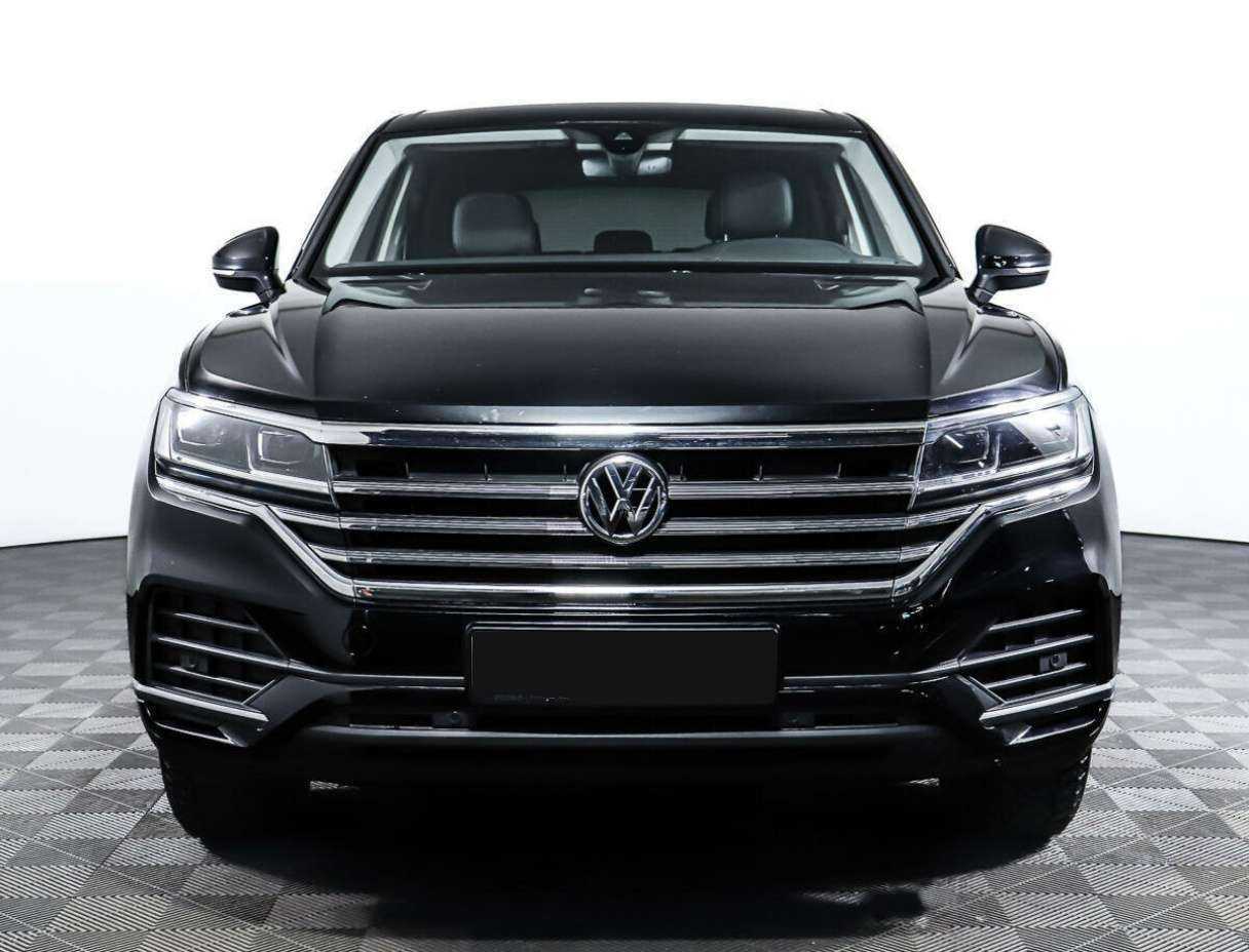 Volkswagen Touareg 2019 года с пробегом. Фото: #1