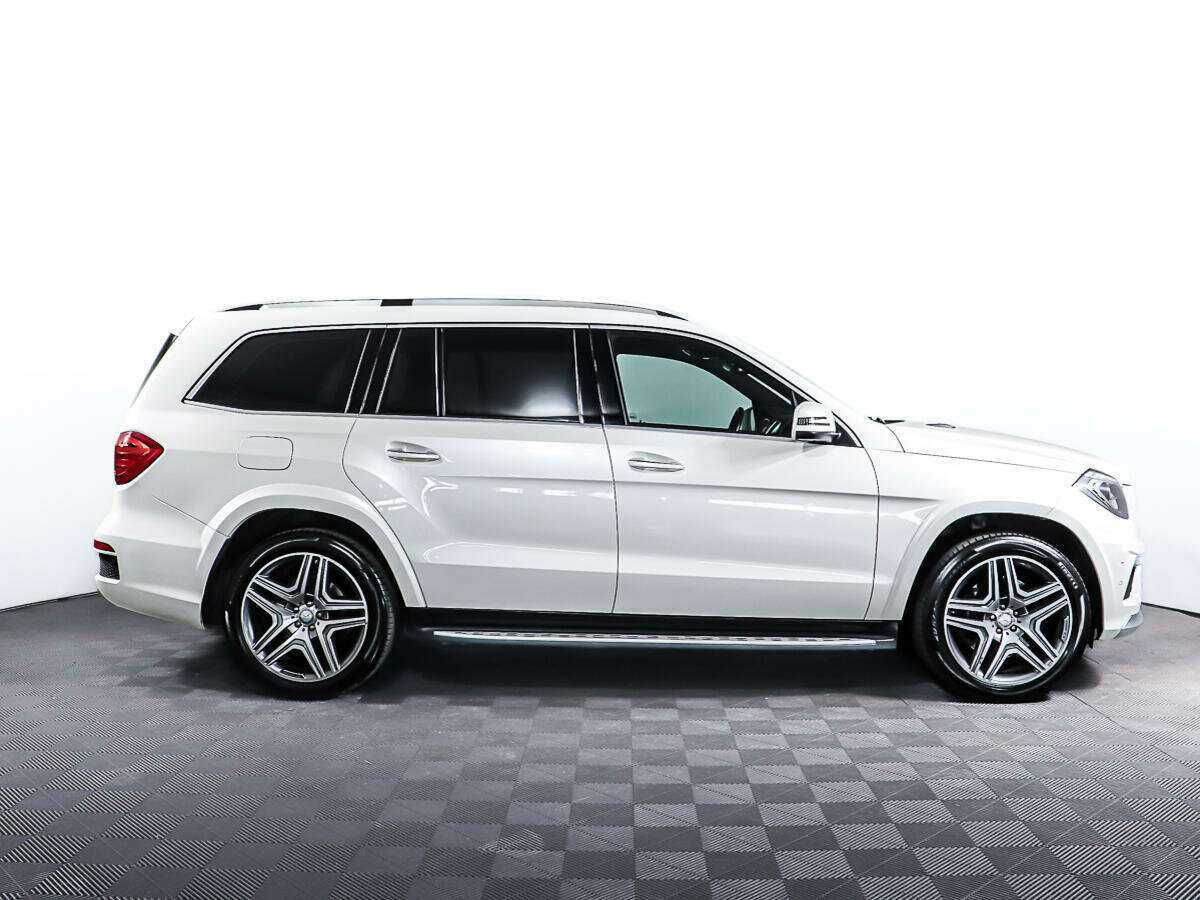 Mercedes-Benz GL-Класс 2015 года с пробегом. Фото: #3