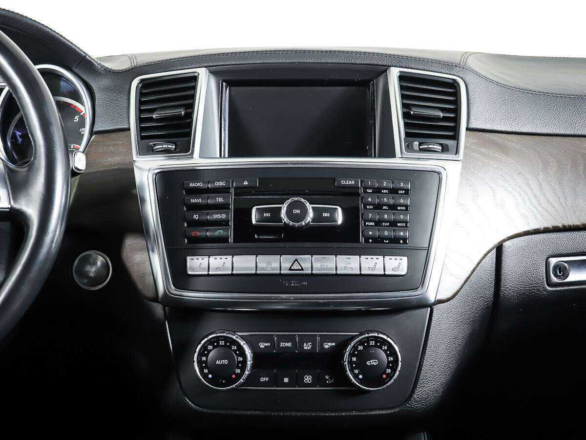 Mercedes-Benz GL-Класс 2015 года с пробегом. Фото: #14