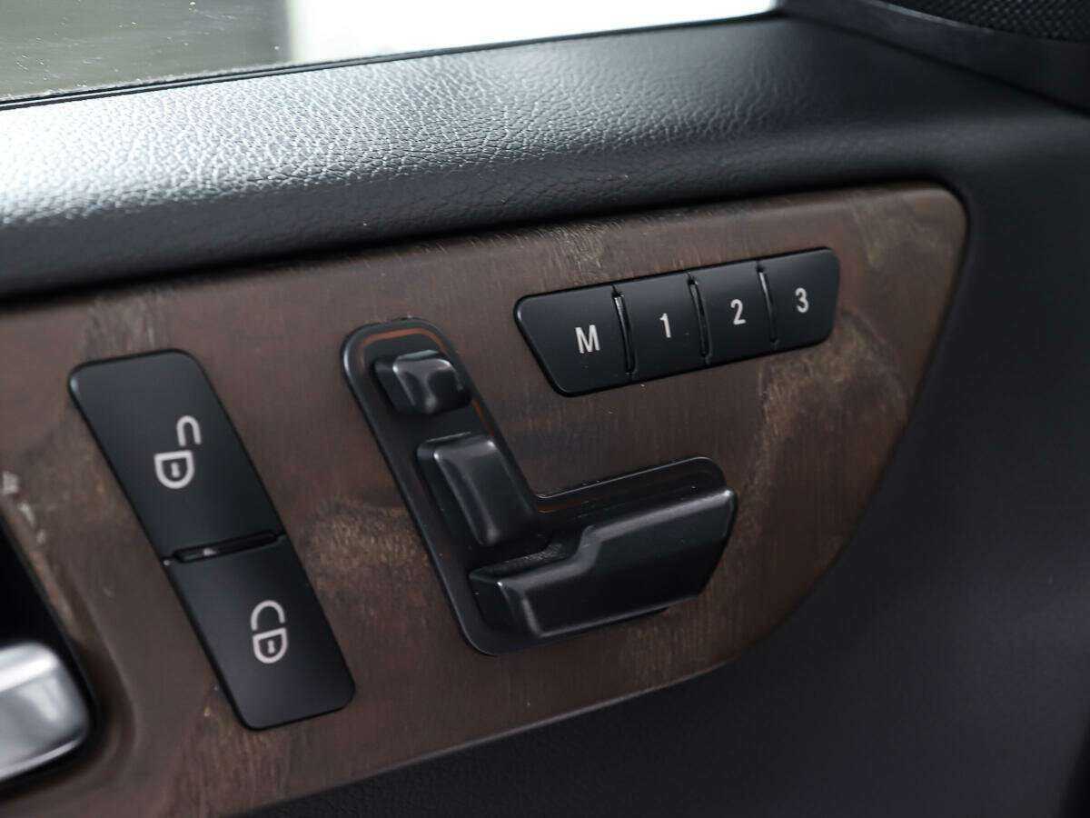 Mercedes-Benz GL-Класс 2015 года с пробегом. Фото: #18