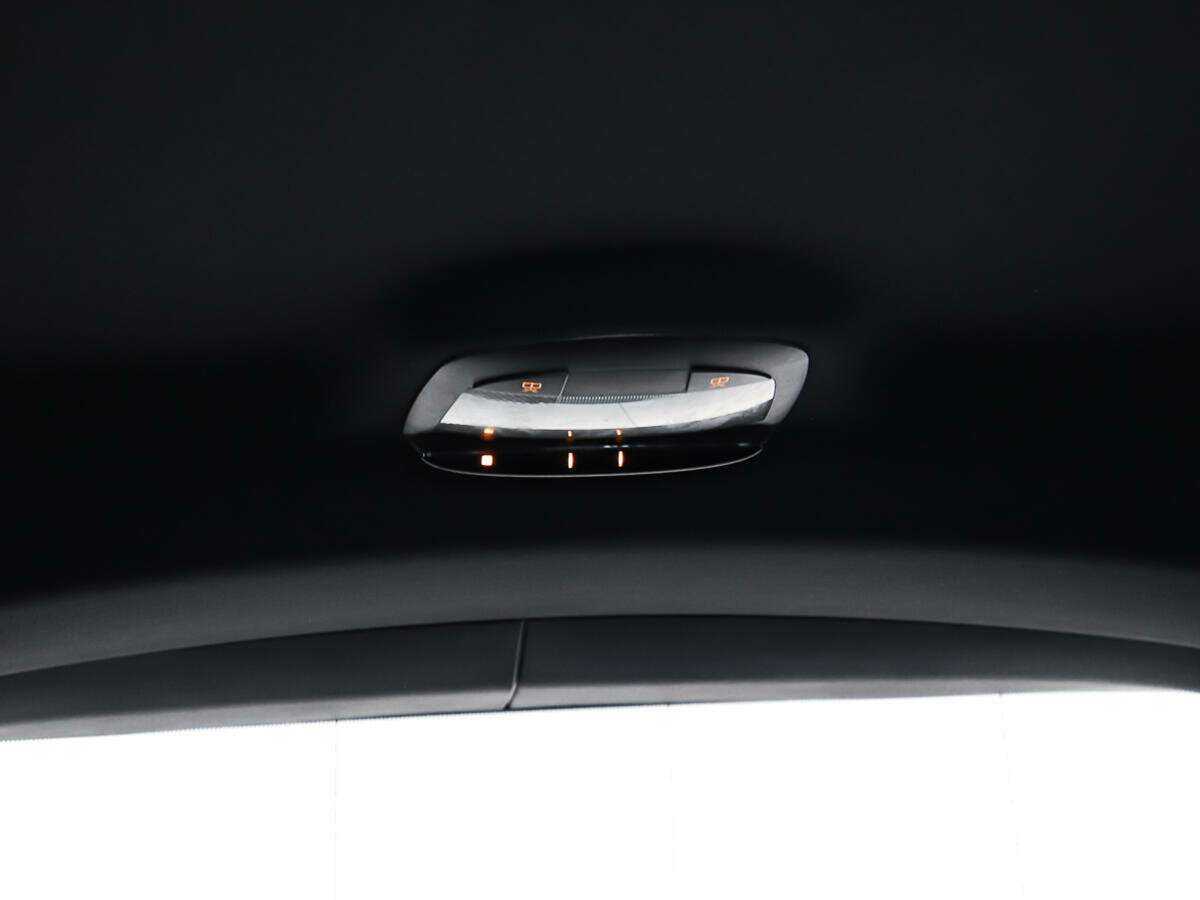 Mercedes-Benz GL-Класс 2015 года с пробегом. Фото: #20